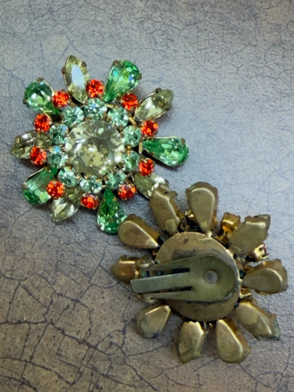 Uranium Glowing Green and Orange Crystal Floral Earrings - Unbranded